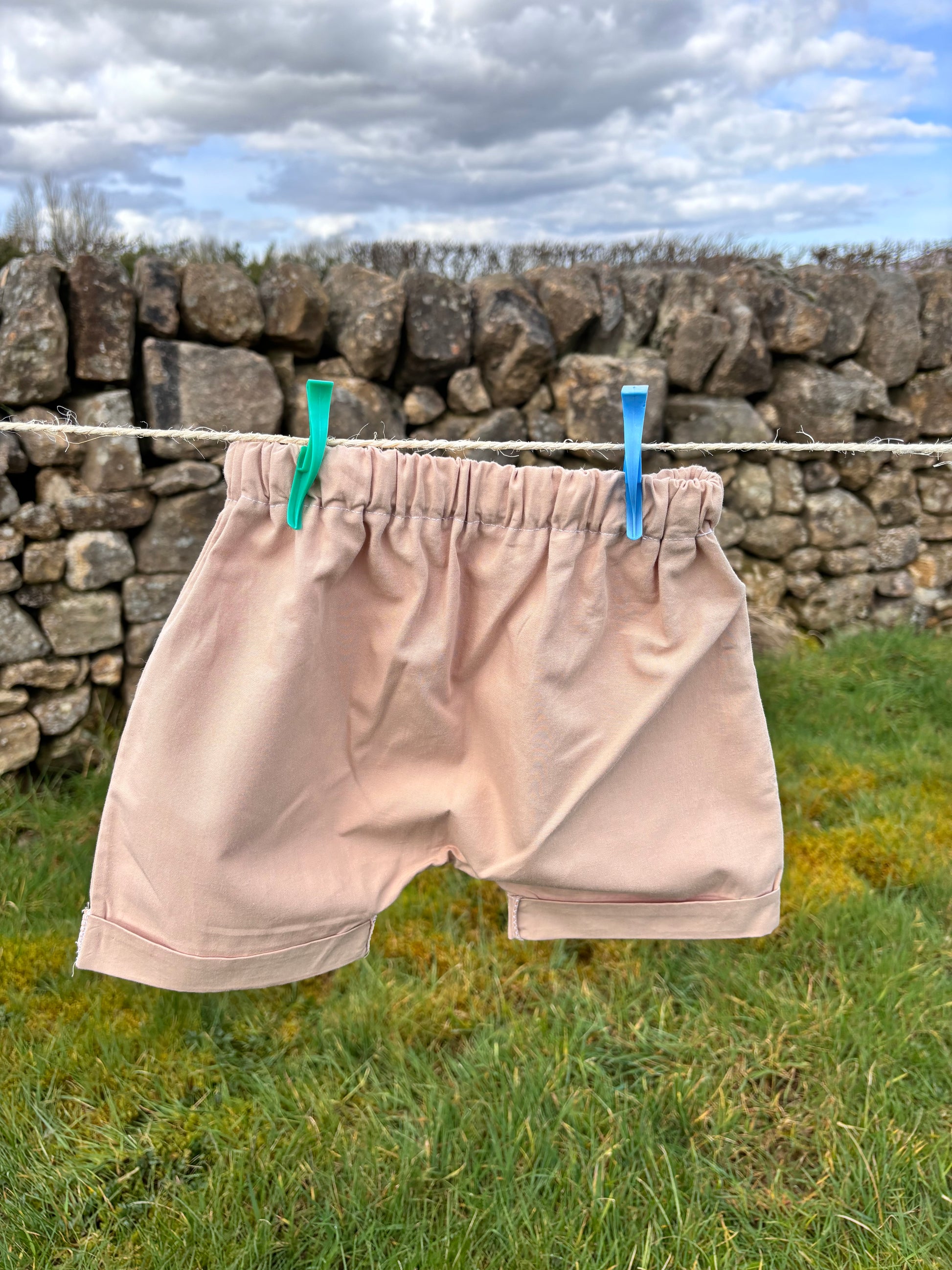 Organic cotton baby shorts beige