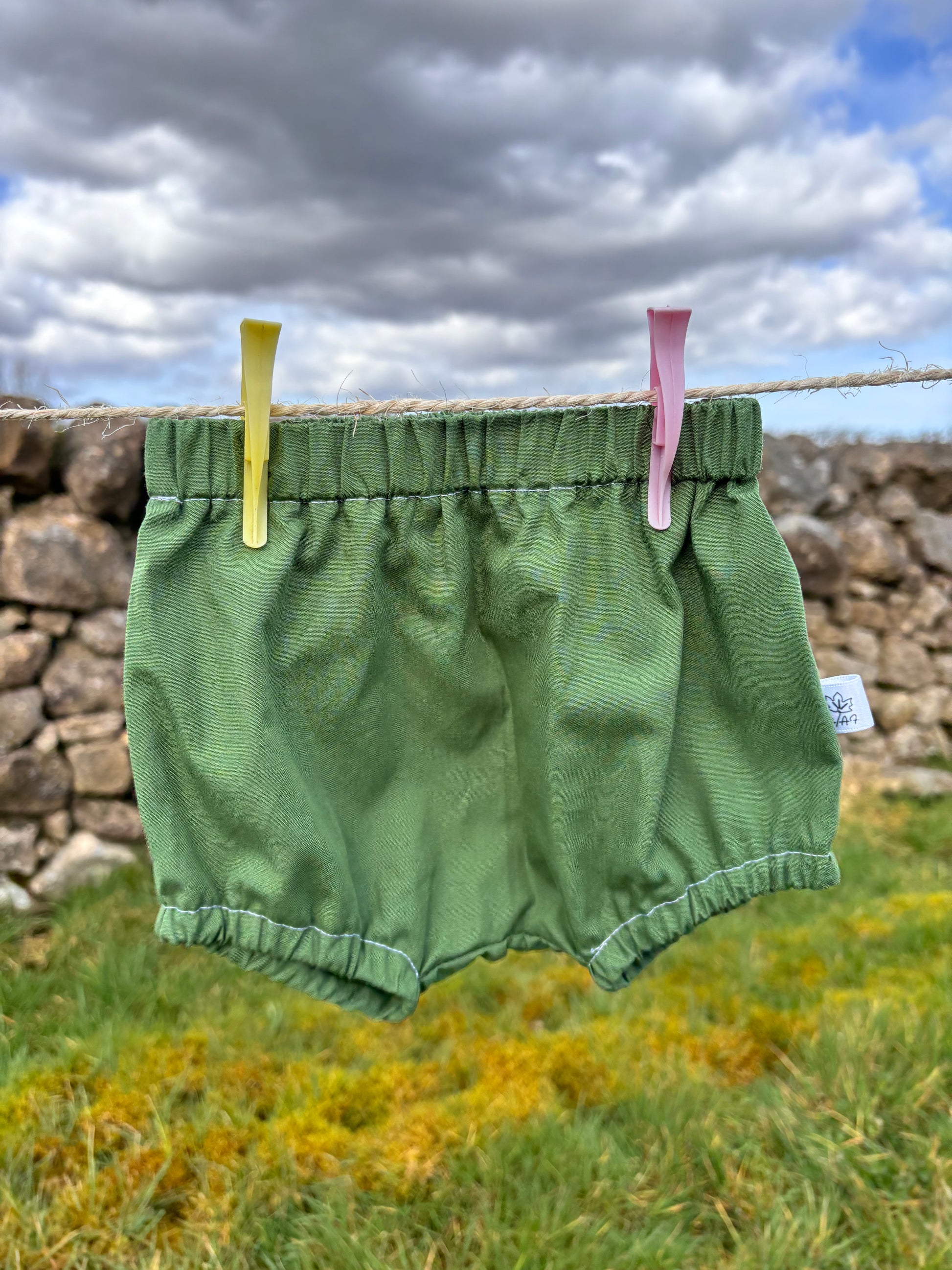 Organic cotton baby bloomers green