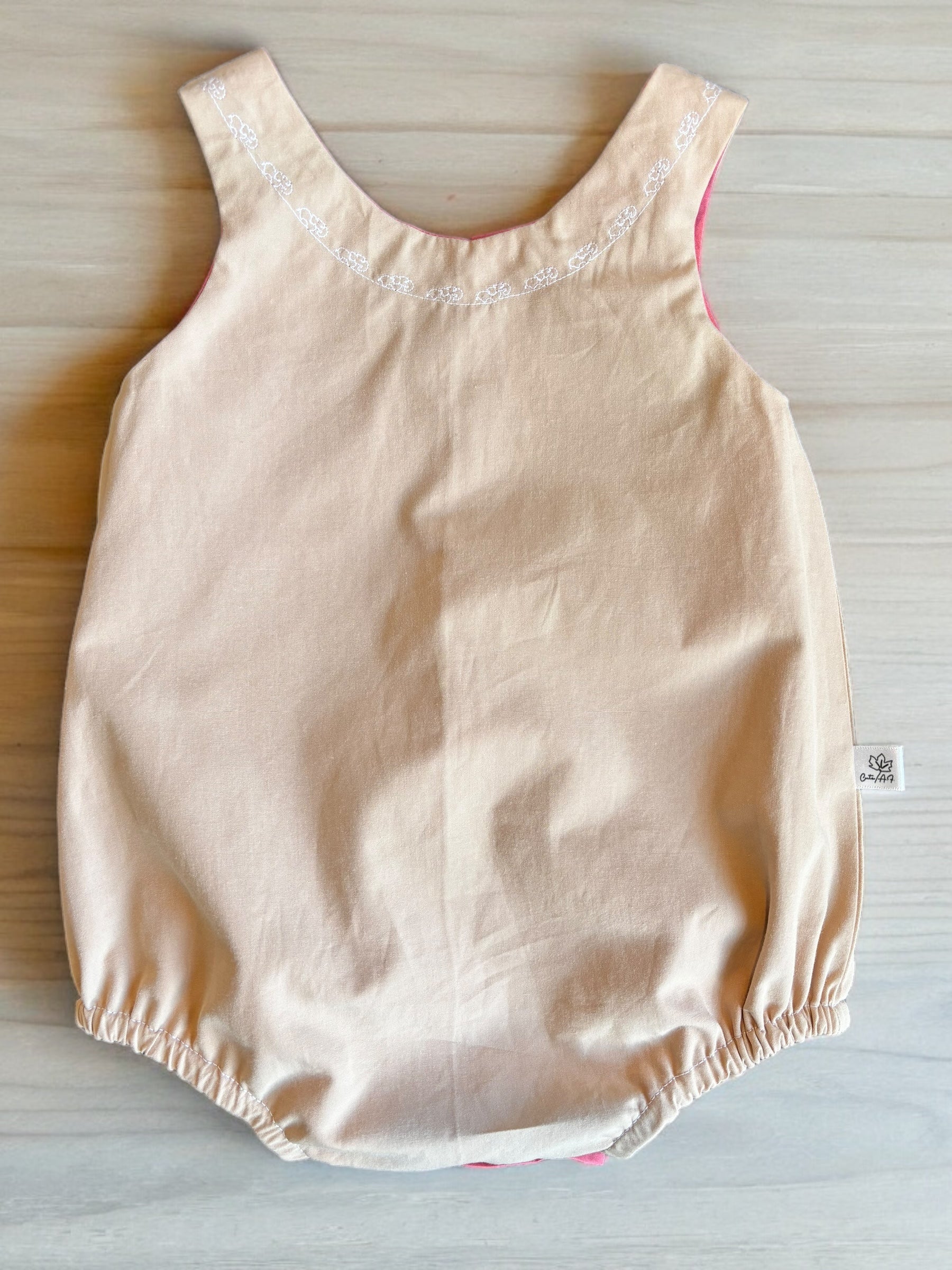 Organic cotton baby romper beige